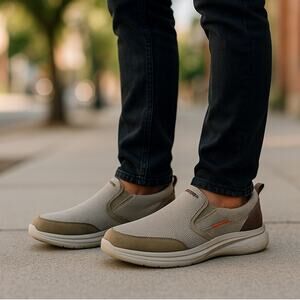 Skechers Brand New W. Box RF Slade Lucan Slip Ons Mens Sz 12 Khaki S-1528 Casual